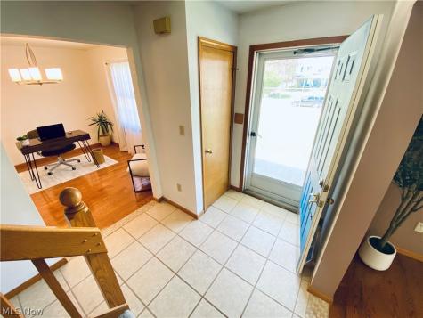 869 Moss Canyon Drive Amherst OH 44001