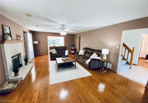 869 Moss Canyon Drive Amherst OH 44001