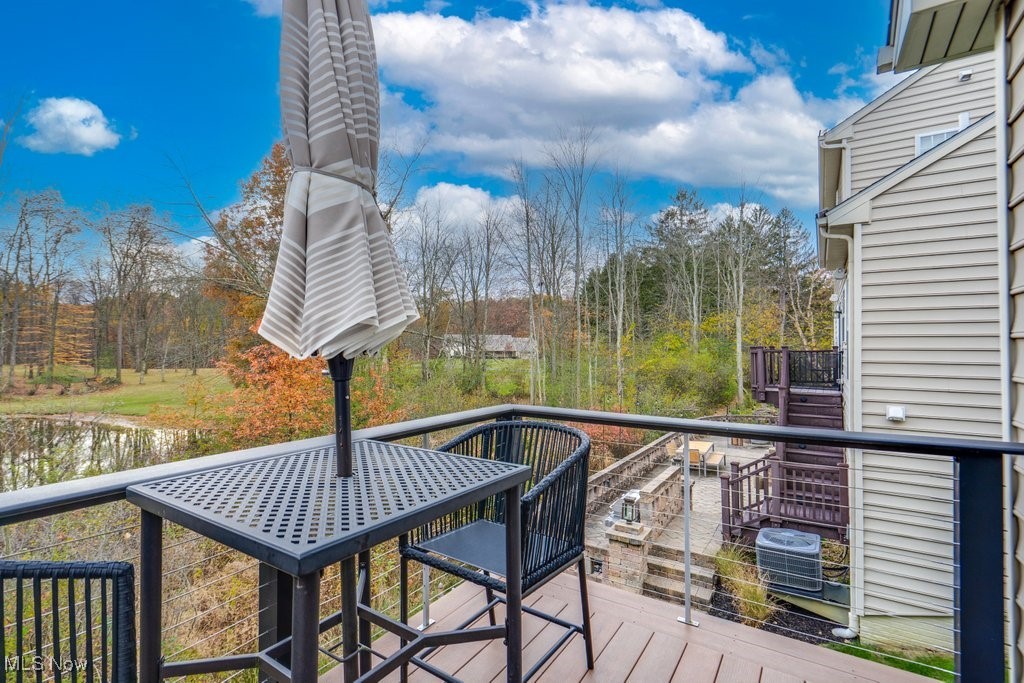 2286 Bent Branch Court Akron OH 44333