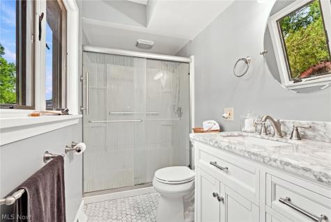 1451 Doncaster Drive Youngstown OH 44511