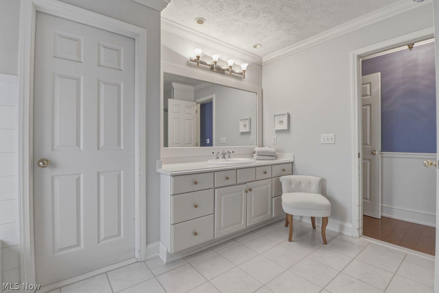 534 Brennans Court Avon Lake OH 44012