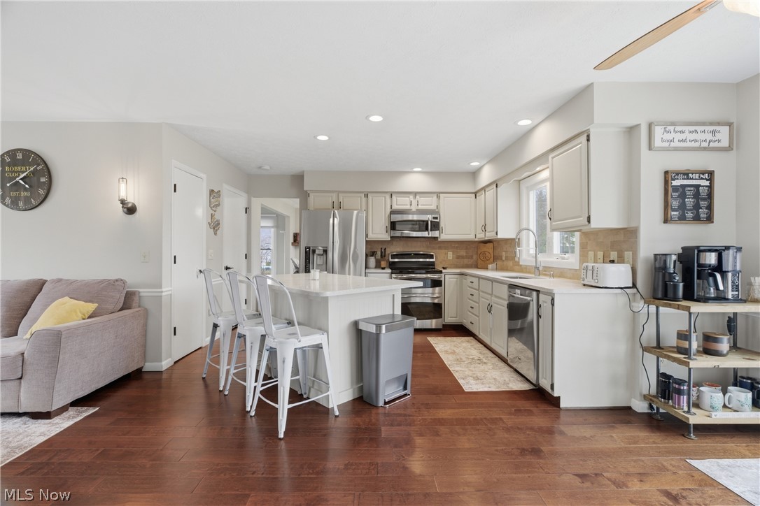 598 Chancellor Circle Avon Lake OH 44012