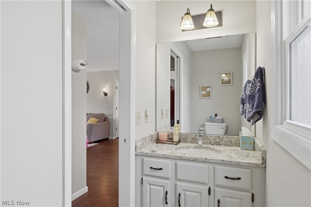 598 Chancellor Circle Avon Lake OH 44012