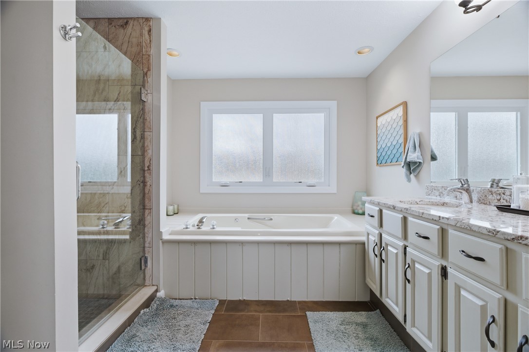 598 Chancellor Circle Avon Lake OH 44012