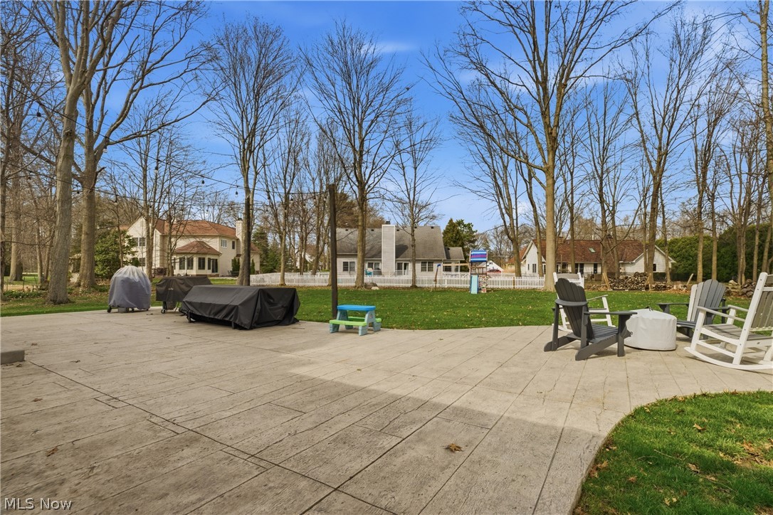 598 Chancellor Circle Avon Lake OH 44012
