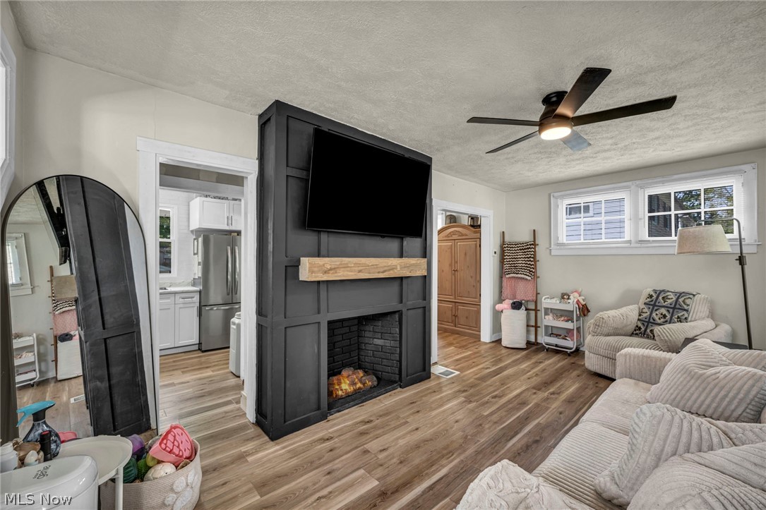 38358 Poplar Drive Willoughby OH 44094