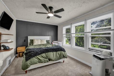 38358 Poplar Drive Willoughby OH 44094