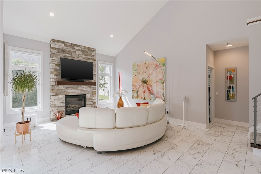 455 Dornoch Lane Highland Heights OH 44143