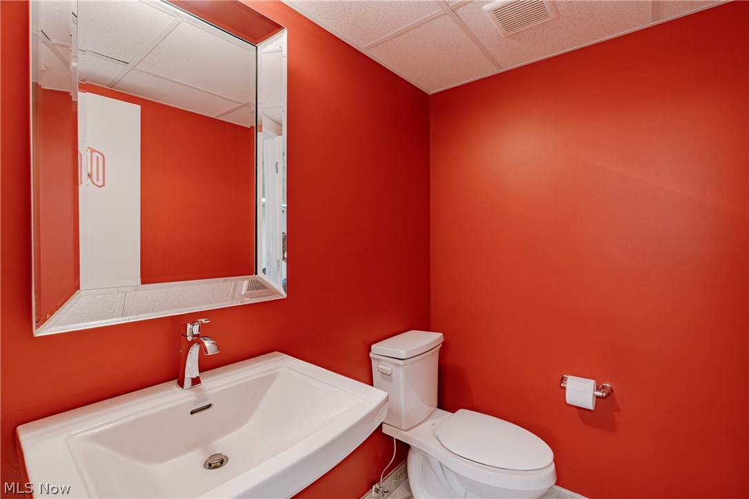 455 Dornoch Lane Highland Heights OH 44143