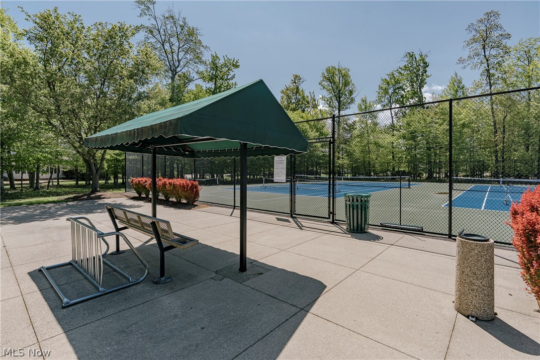 455 Dornoch Lane Highland Heights OH 44143