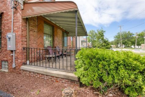 354 E 260th Street Euclid OH 44132