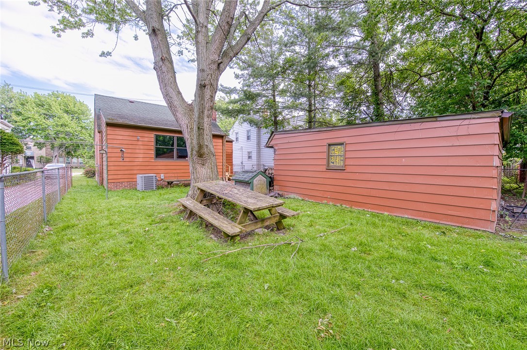 354 E 260th Street Euclid OH 44132