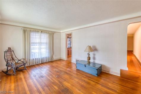 354 E 260th Street Euclid OH 44132