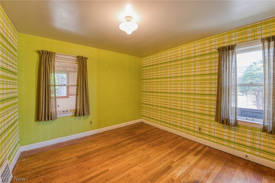 354 E 260th Street Euclid OH 44132