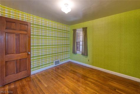 354 E 260th Street Euclid OH 44132