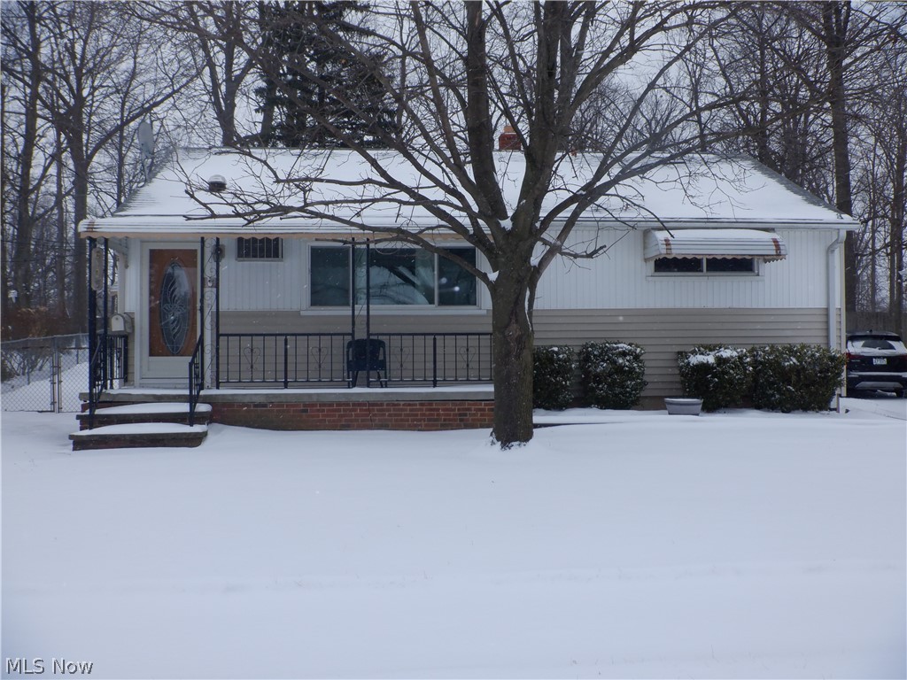 6103 Westbrook Drive Brook Park OH 44142
