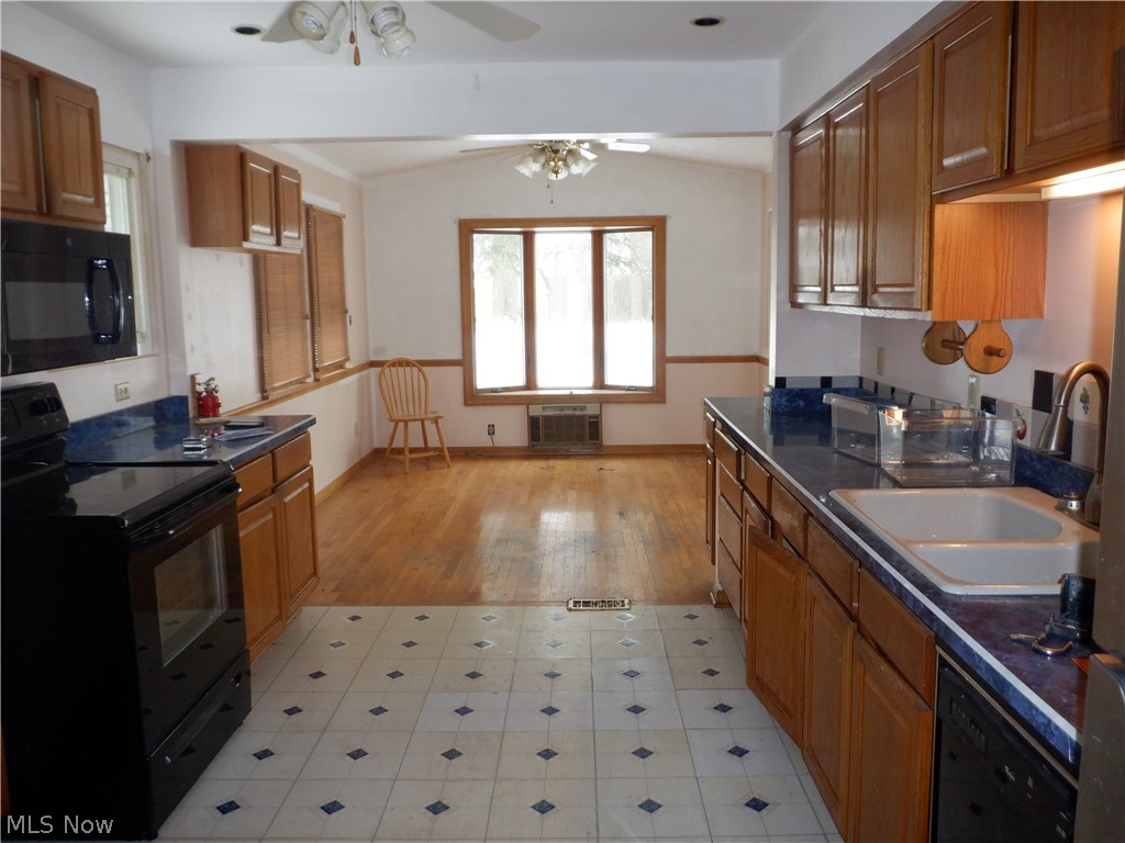6103 Westbrook Drive Brook Park OH 44142