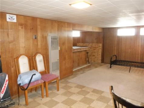 6103 Westbrook Drive Brook Park OH 44142
