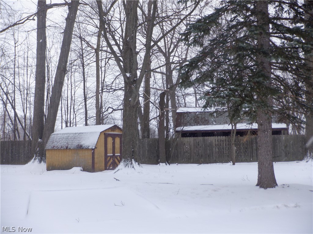 6103 Westbrook Drive Brook Park OH 44142