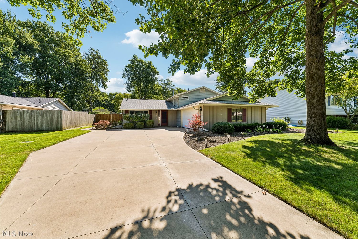 North Ridgeville OH, 6095 Denise Drive
