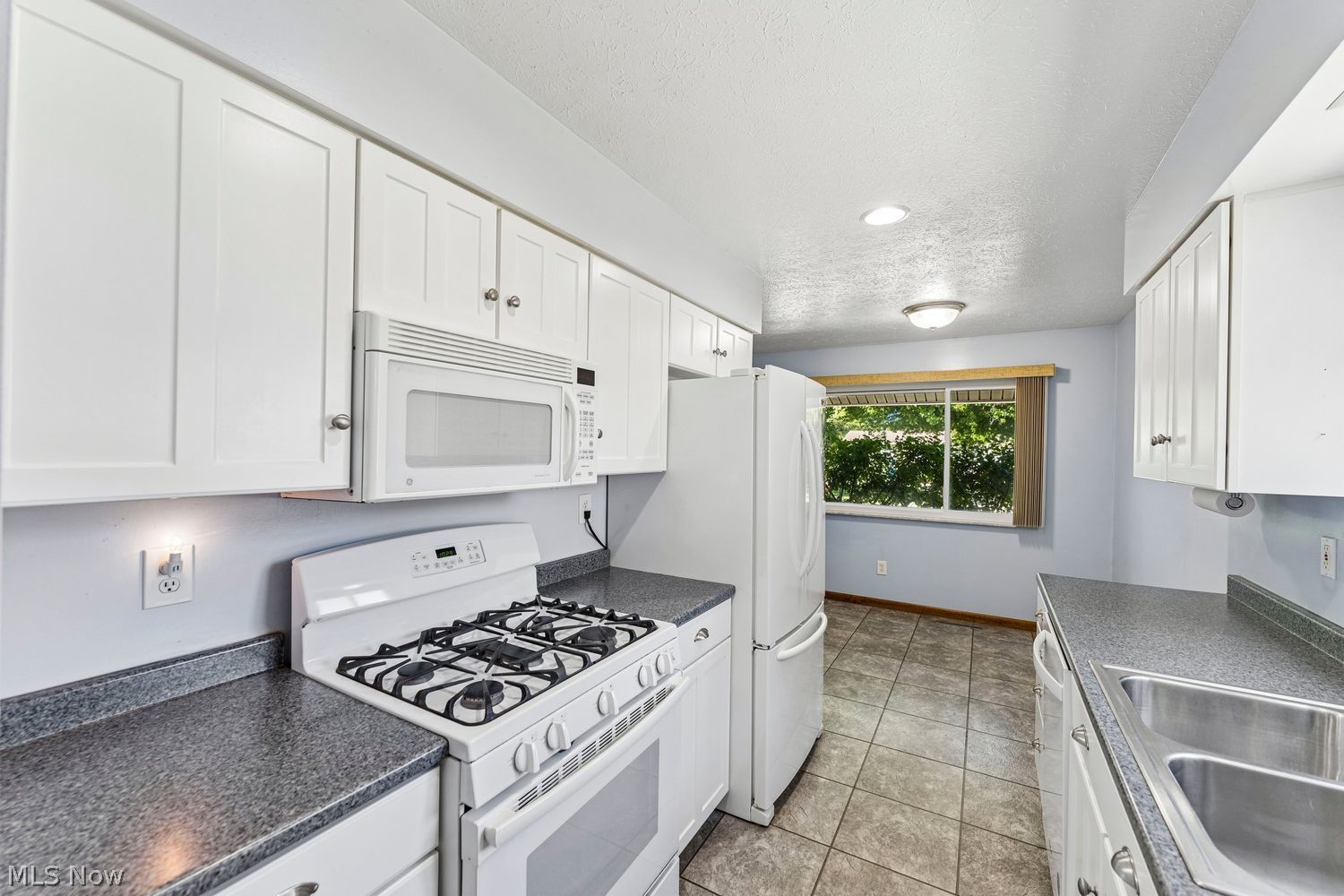 6095 Denise Drive North Ridgeville OH 44039