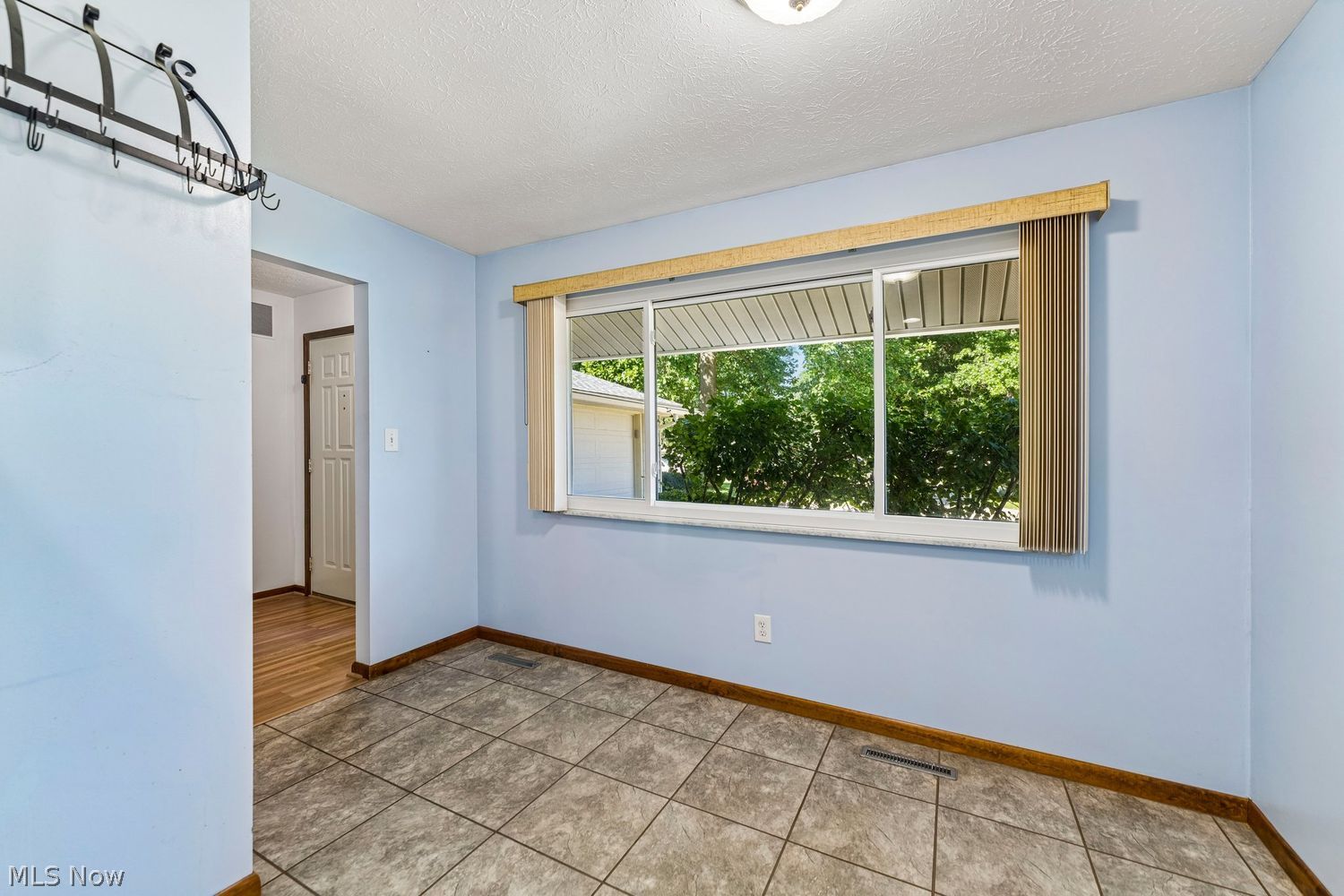 6095 Denise Drive North Ridgeville OH 44039