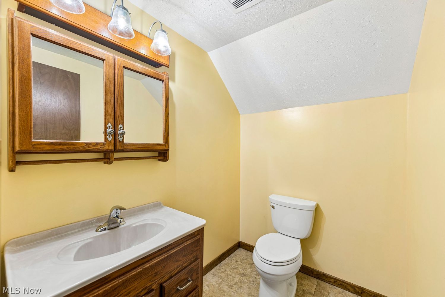 6095 Denise Drive North Ridgeville OH 44039