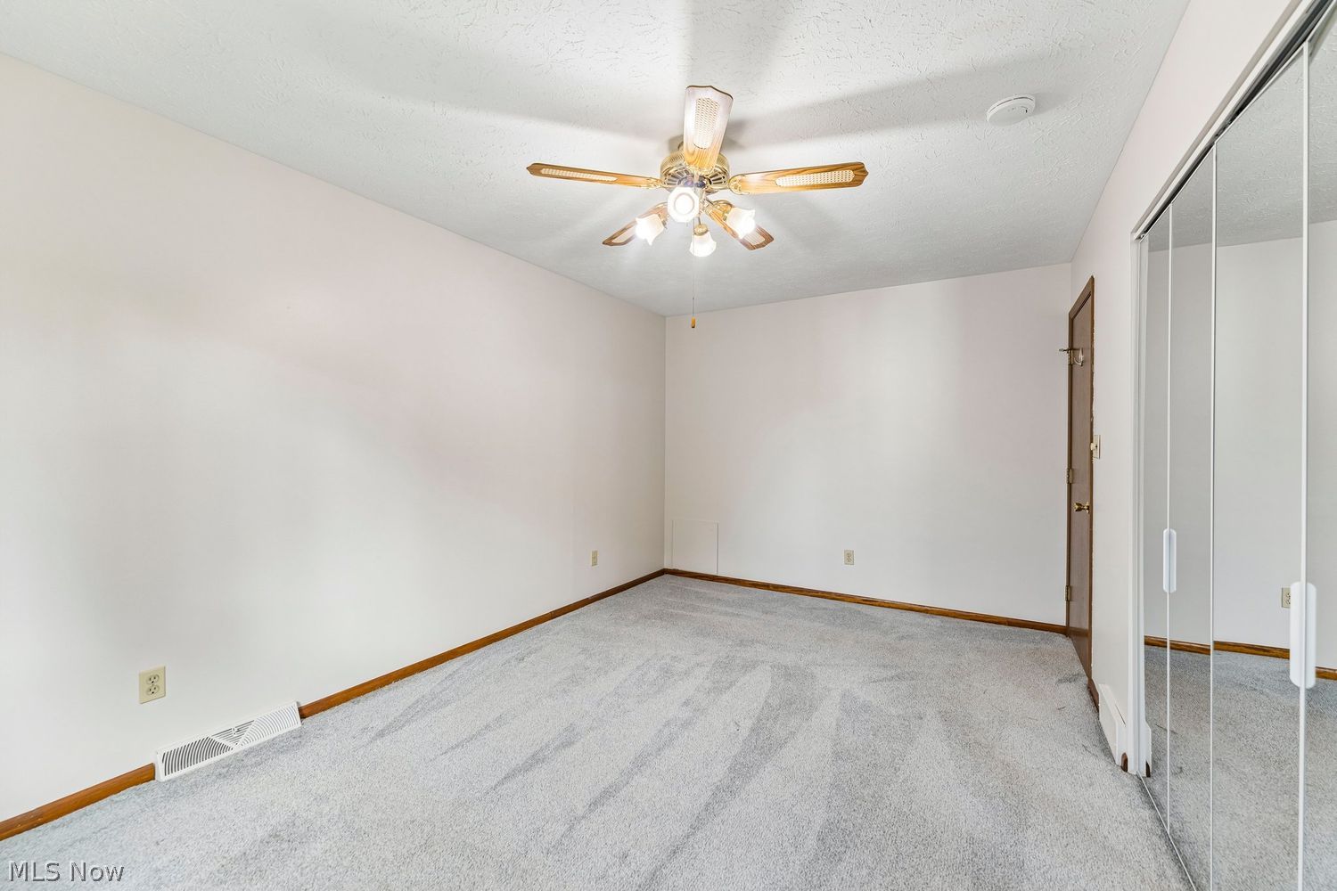 6095 Denise Drive North Ridgeville OH 44039