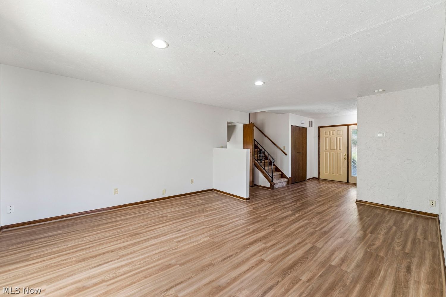 6095 Denise Drive North Ridgeville OH 44039