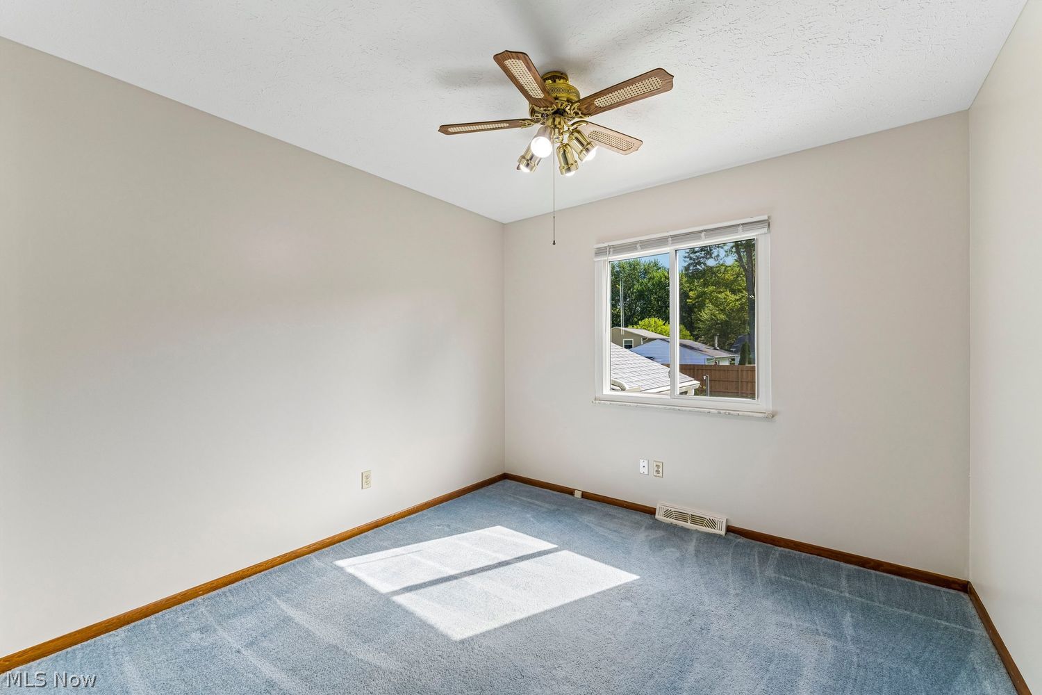 6095 Denise Drive North Ridgeville OH 44039