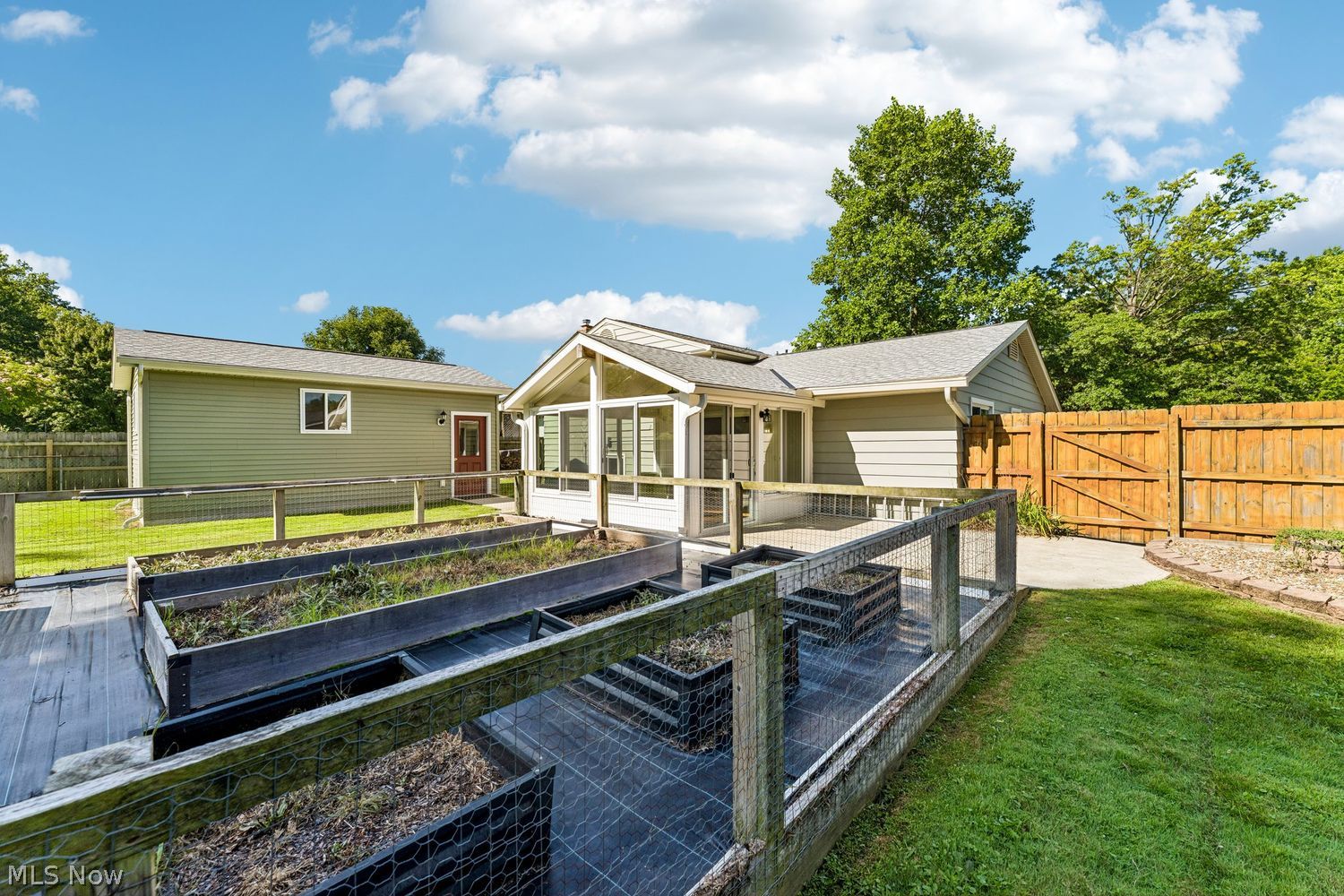 6095 Denise Drive North Ridgeville OH 44039