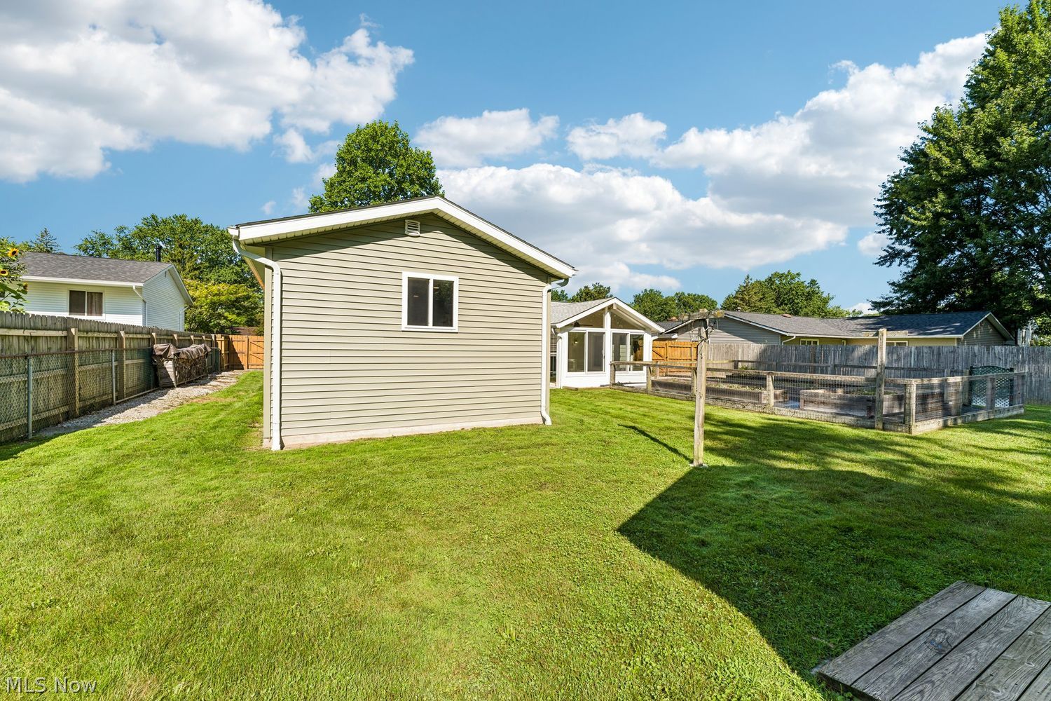 6095 Denise Drive North Ridgeville OH 44039