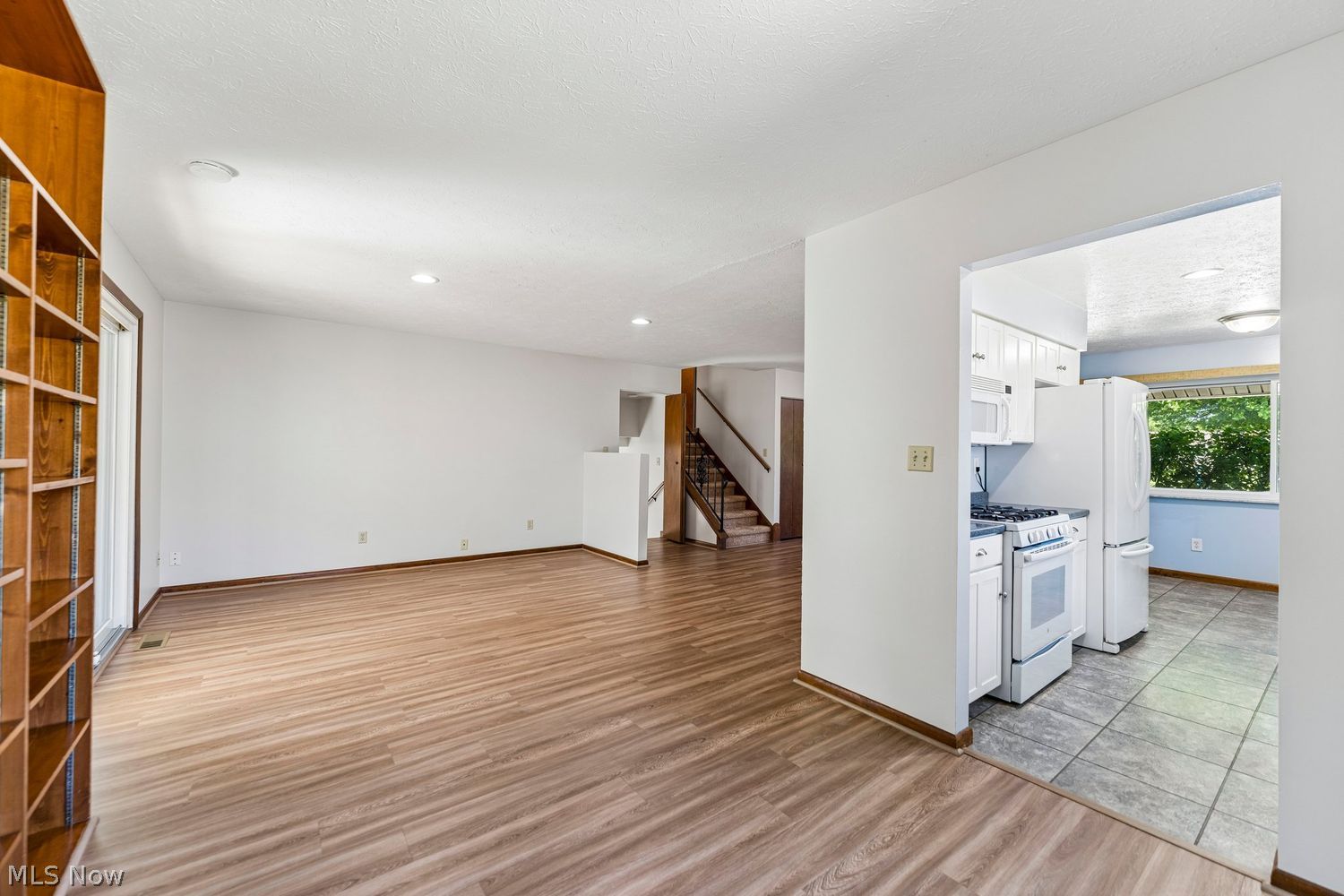 6095 Denise Drive North Ridgeville OH 44039