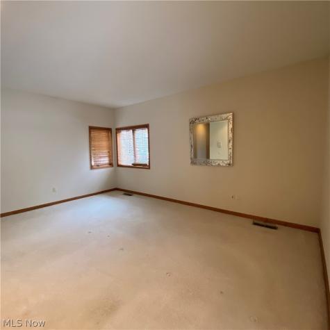 33110 Wren Haven Circle North Ridgeville OH 44039