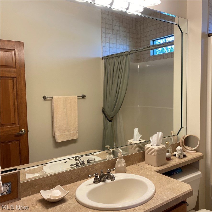 33110 Wren Haven Circle North Ridgeville OH 44039