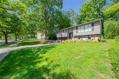 2314 Lyndway Road Beachwood OH 44122