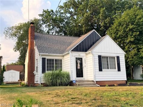 2007 32nd Street NW Canton OH 44709