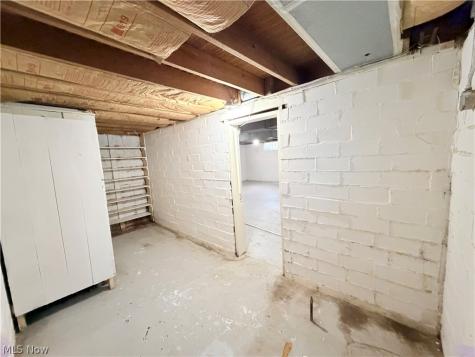 2007 32nd Street NW Canton OH 44709
