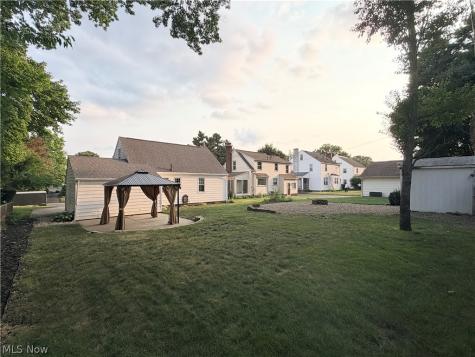 2007 32nd Street NW Canton OH 44709