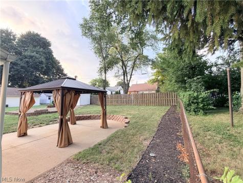2007 32nd Street NW Canton OH 44709