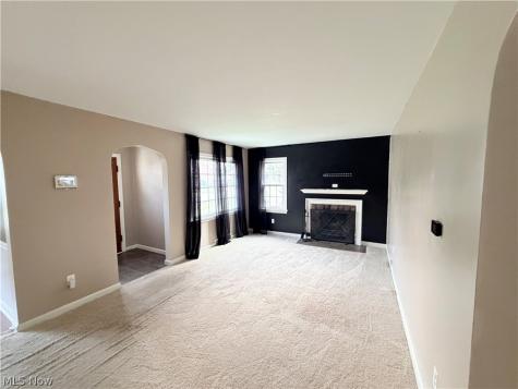 2007 32nd Street NW Canton OH 44709