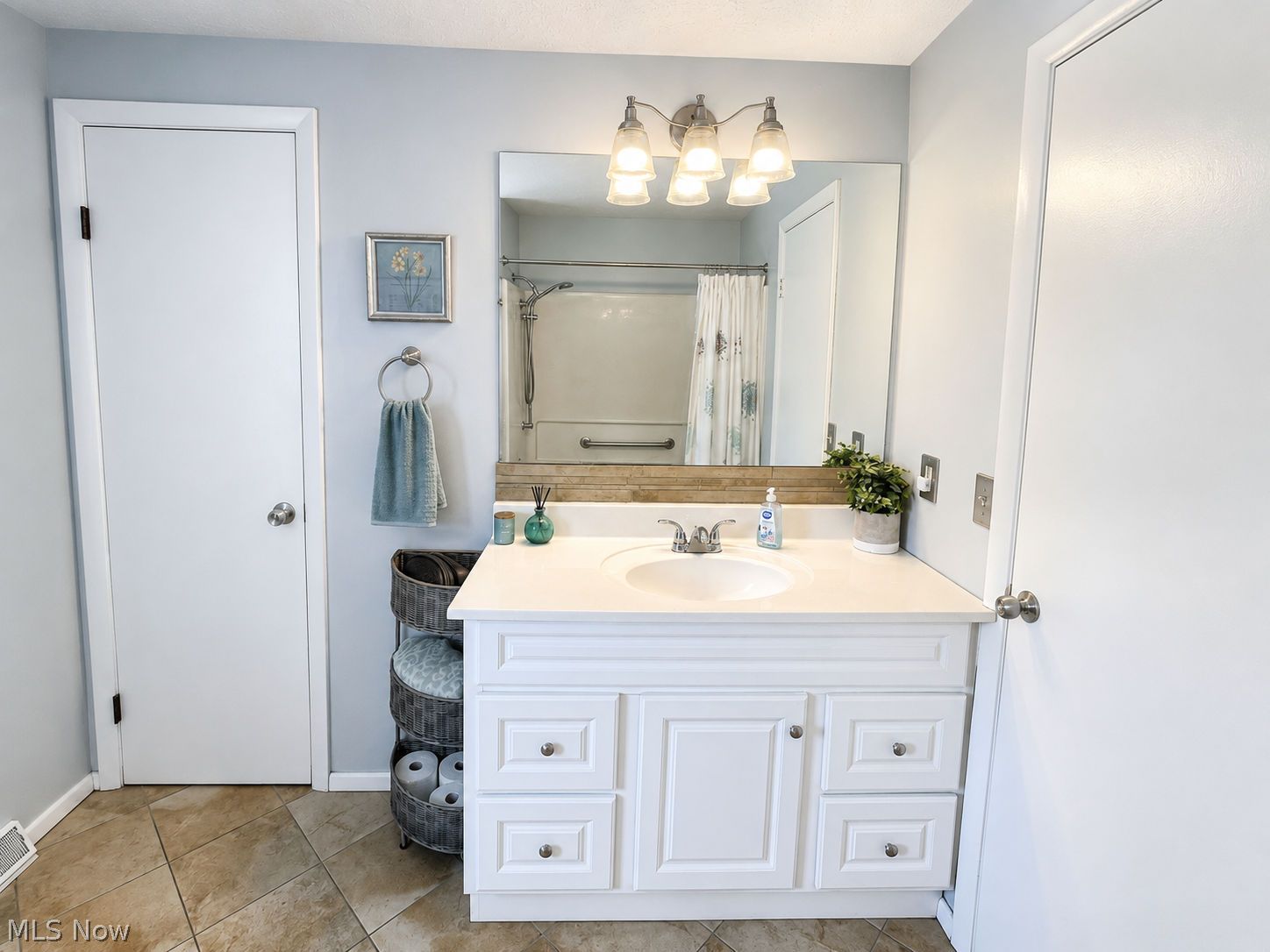 35210 Downing Avenue North Ridgeville OH 44039