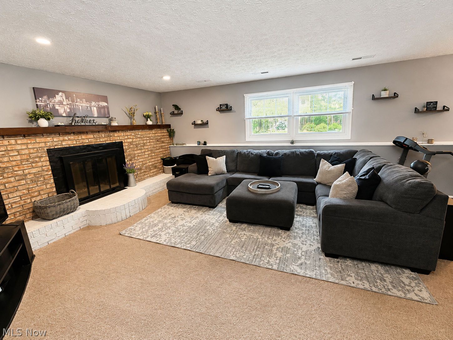 35210 Downing Avenue North Ridgeville OH 44039