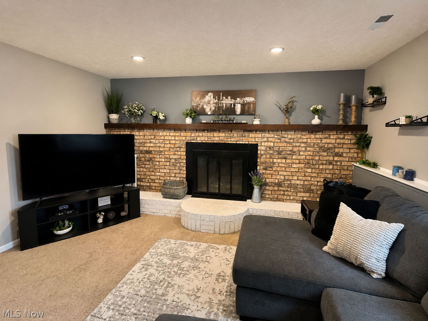 35210 Downing Avenue North Ridgeville OH 44039