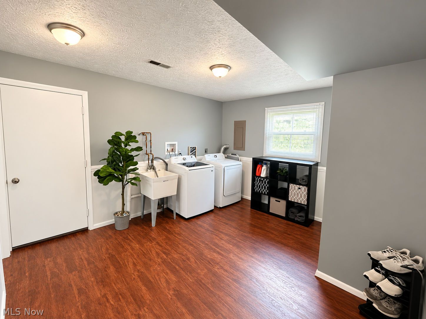 35210 Downing Avenue North Ridgeville OH 44039