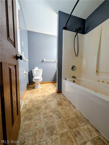 2555 Derick Street Wooster OH 44691