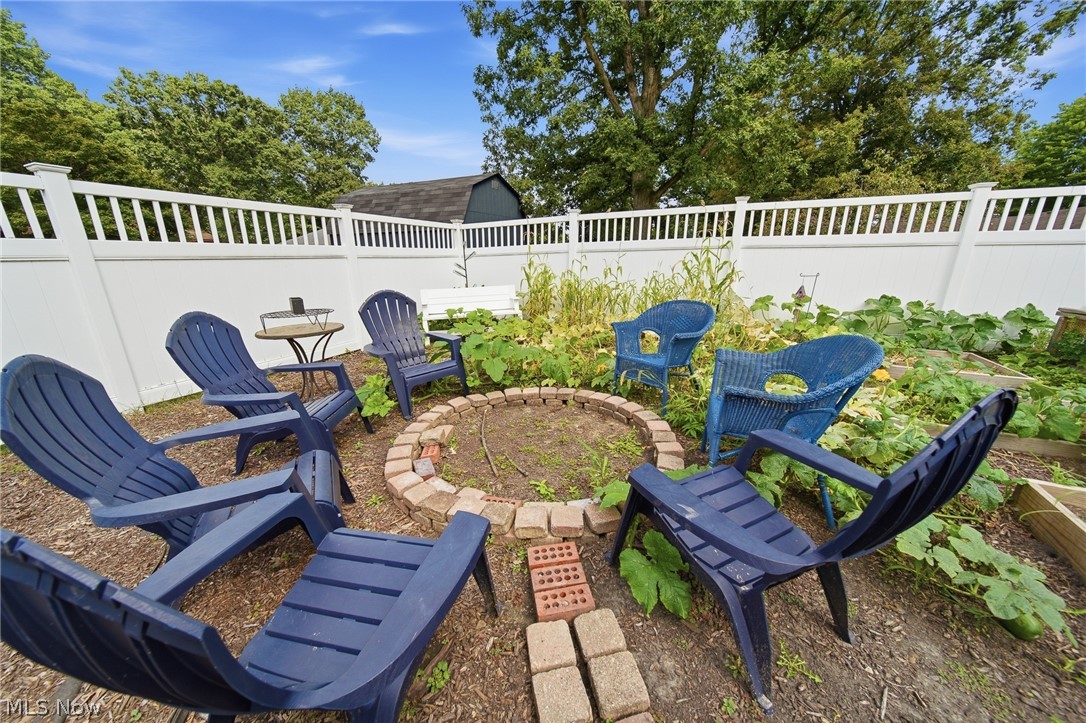 831 Oakcrest Lane NE Massillon OH 44646