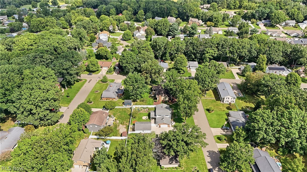 831 Oakcrest Lane NE Massillon OH 44646