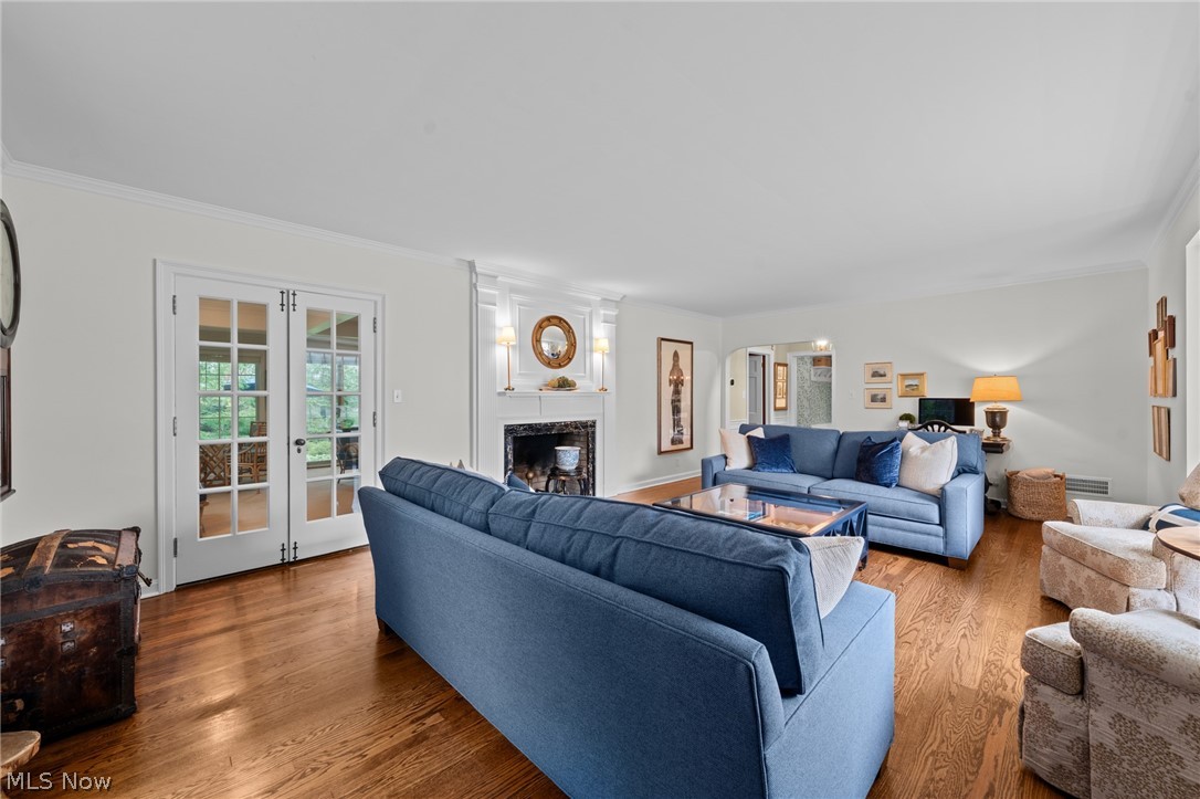 2992 Fontenay Road Shaker Heights OH 44120