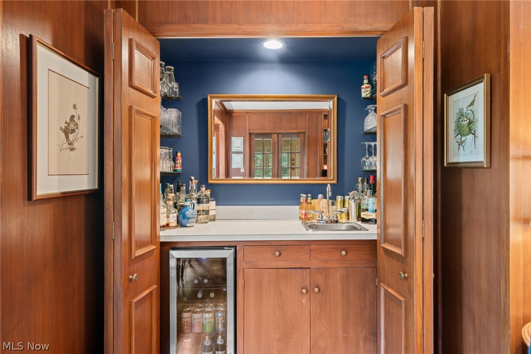 2992 Fontenay Road Shaker Heights OH 44120